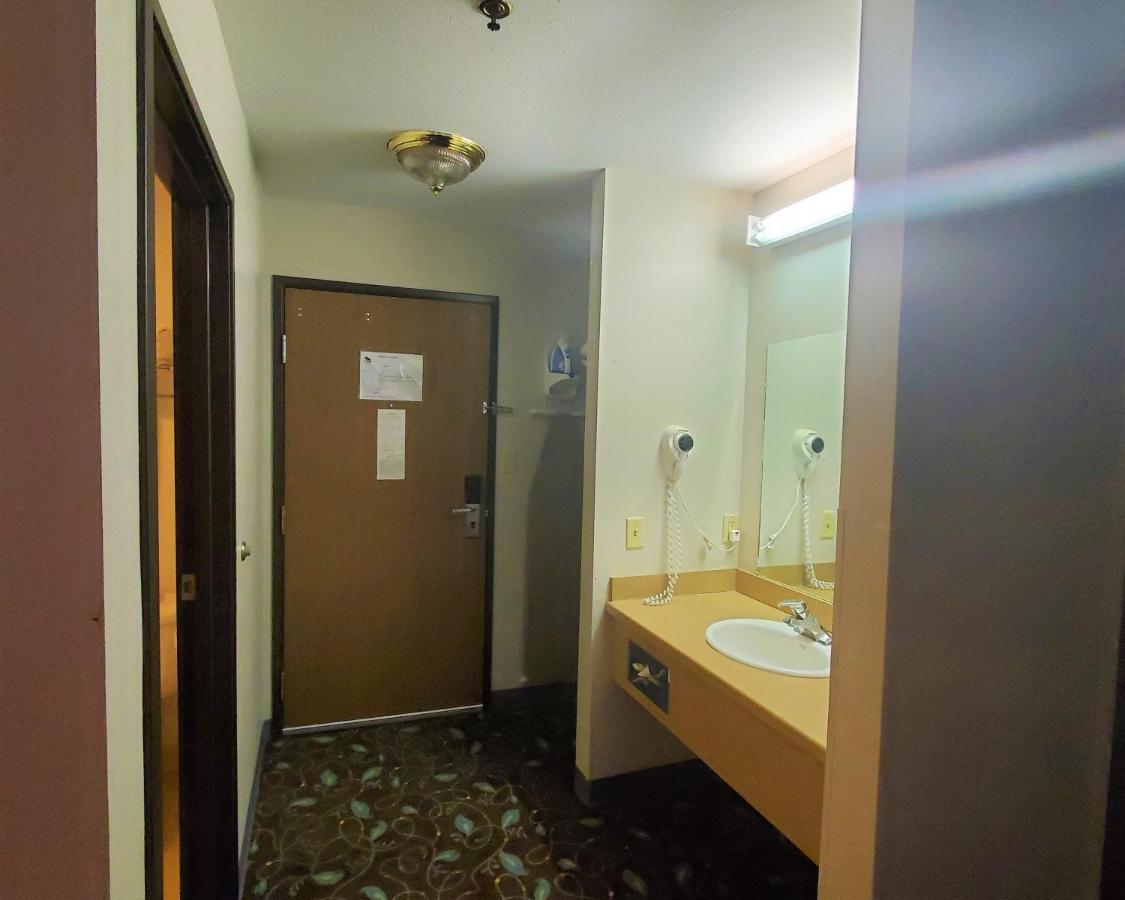 Quality Inn & Suites Pinedale Esterno foto