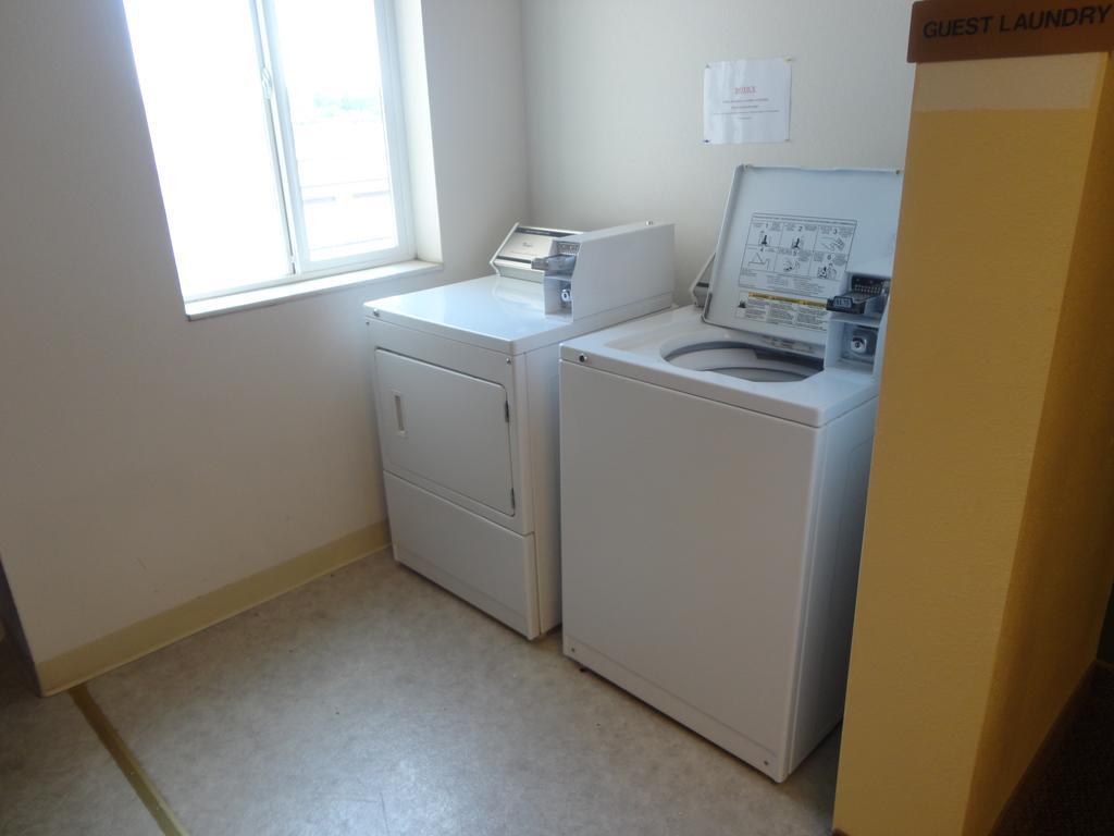 Quality Inn & Suites Pinedale Esterno foto