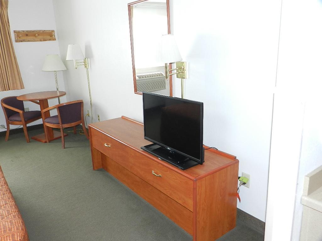 Quality Inn & Suites Pinedale Esterno foto