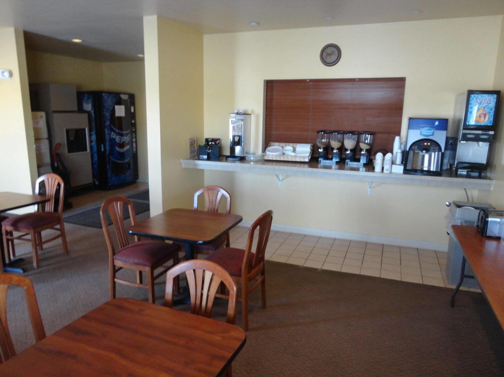 Quality Inn & Suites Pinedale Esterno foto